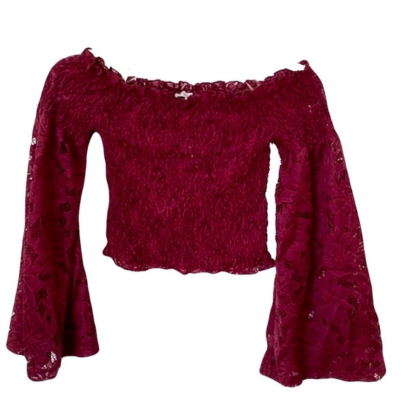 Charlotte Russe elastic crop top - Picture 1 of 8